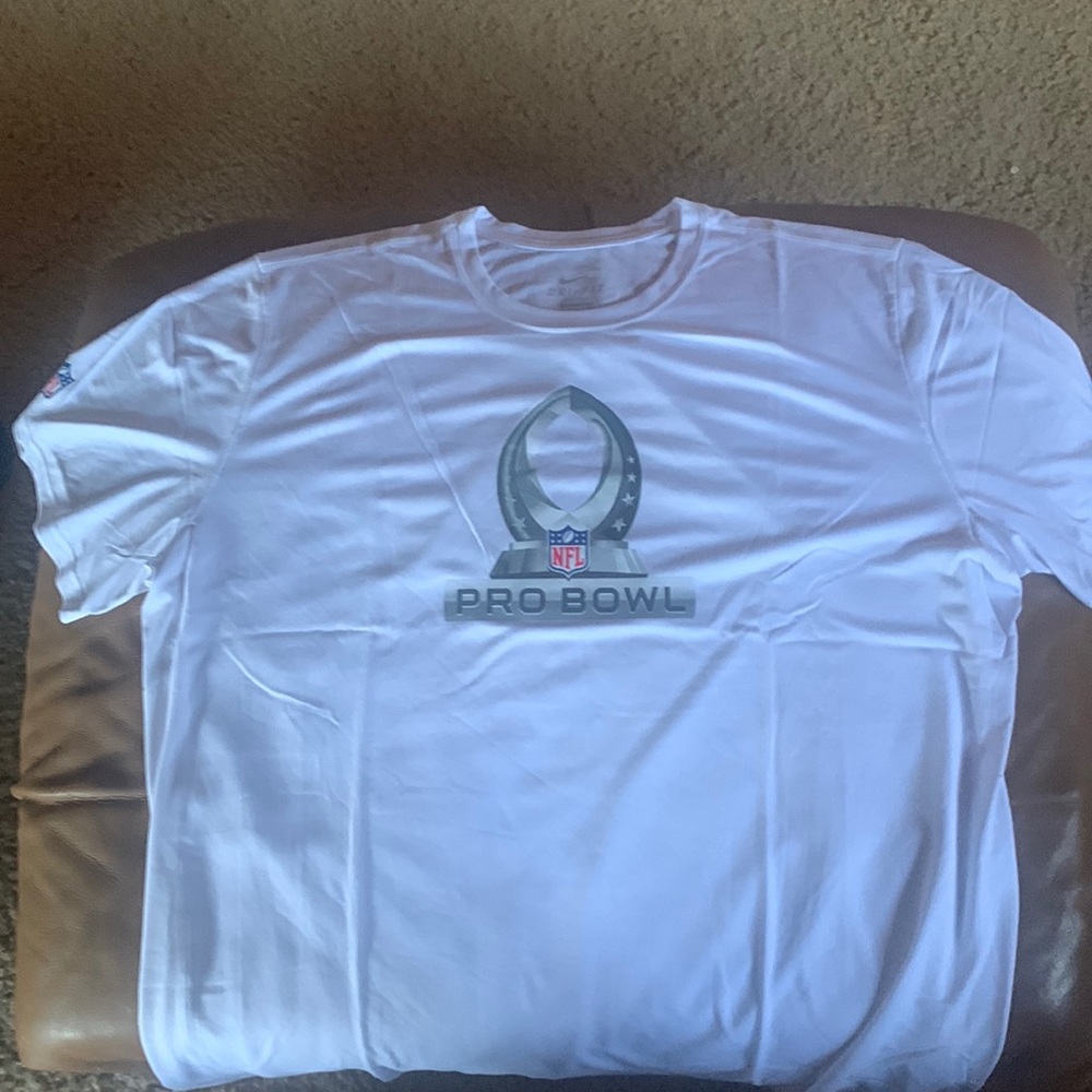 Nike NFL Pro Bowl Dri Fit Tee. Size 3XL. New in bag, Never been worn